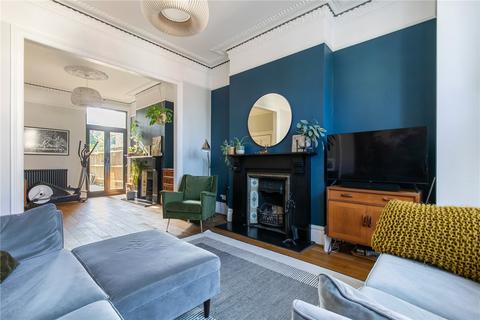 4 bedroom terraced house to rent, Beechdale Road, London, SW2