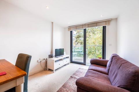 1 bedroom flat for sale, High Road, Willesden Green, London, NW10