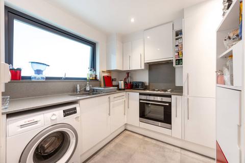 1 bedroom flat for sale, High Road, Willesden Green, London, NW10