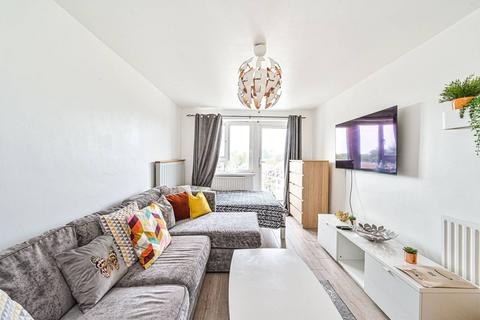 2 bedroom flat for sale, New Brent Street, Hendon, London, NW4