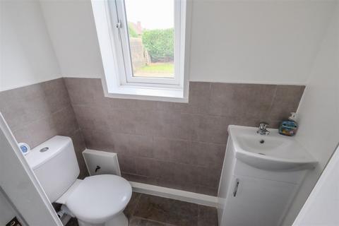 3 Arnold Royd, Brighouse, HD6 3LB