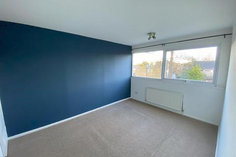 71 Punch Croft, New Ash Green, Longfield, DA3 8HR