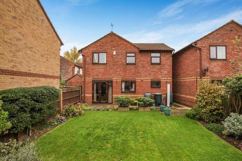 4 bedroom detached house to rent, Willow Drive,  Bicester,  OX26