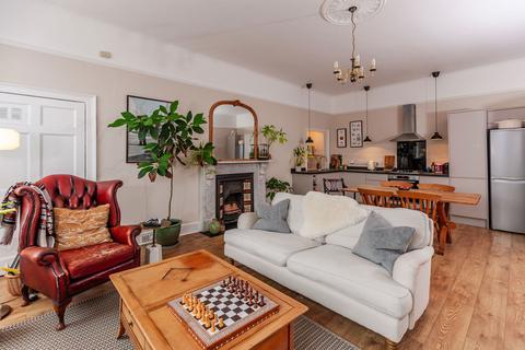 1 bedroom flat for sale, 2 Portland Place, Bath BA1