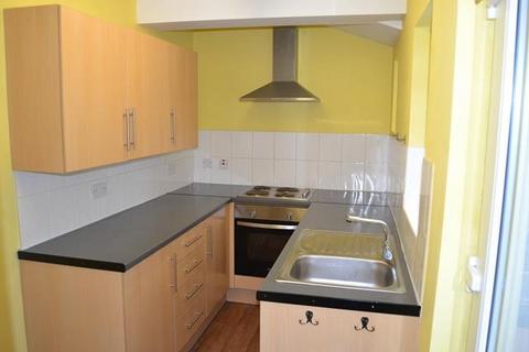 4 bedroom terraced house to rent, Prospect Road, Scarborough