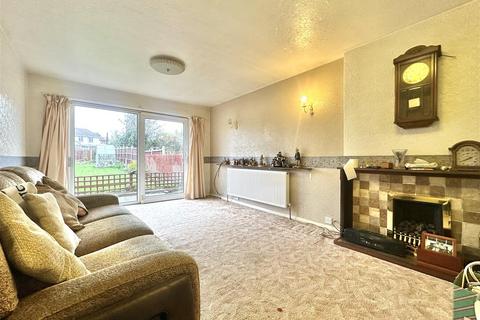 2 bedroom detached bungalow for sale, Southdown Drive, Leicester LE4