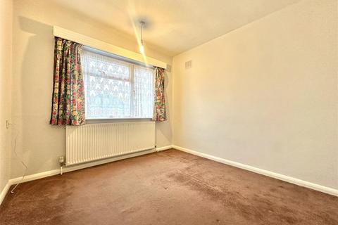 2 bedroom detached bungalow for sale, Southdown Drive, Leicester LE4