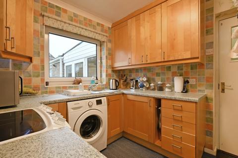 4 bedroom semi-detached house for sale, Birchen Close, Dronfield Woodhouse, Dronfield, Derbyshire, S18 8ZD