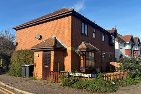 2 bedroom cluster house for sale, Pentland Close, Sandy, SG19