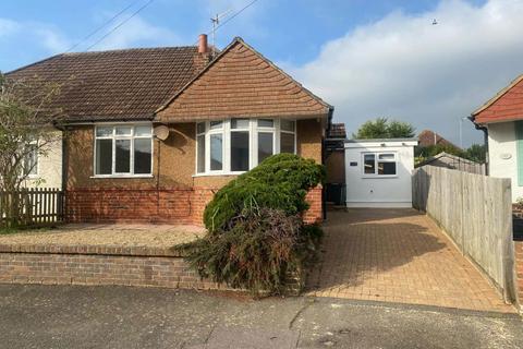 3 bedroom property to rent, Downlands Close, Bexhill on SEa