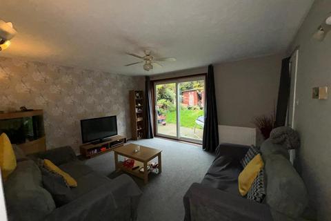128 Tirrington, Bretton, Peterborough, PE3 9XT