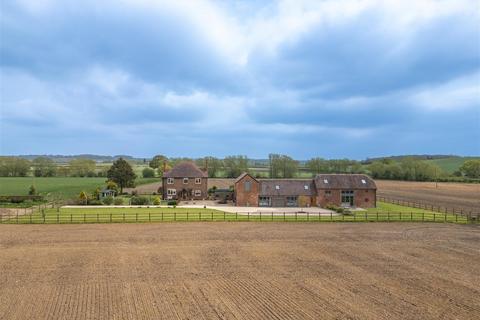 8 bedroom character property for sale, Bosworth Road, Congerstone, Nuneaton