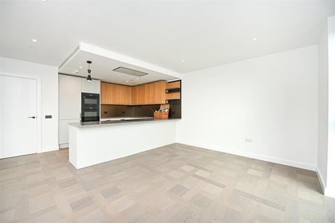 3 bedroom apartment to rent, Merino Gardens, London, E1W