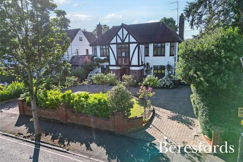 5 Broadway, Romford, RM2 5NS