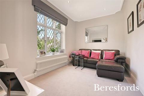 5 Broadway, Romford, RM2 5NS