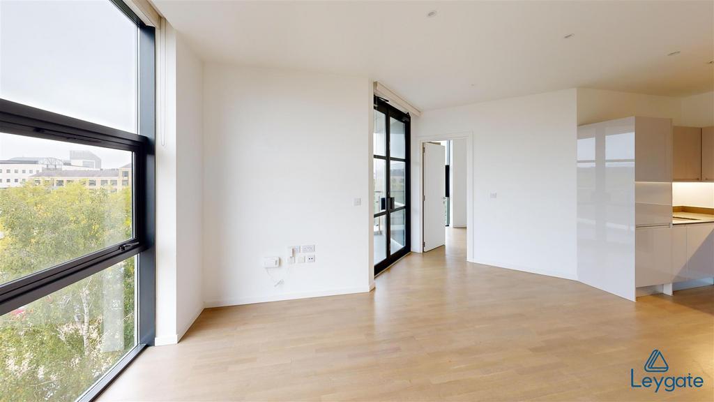 Median-House-302-340-Silbury-Boulevard-Living-Room