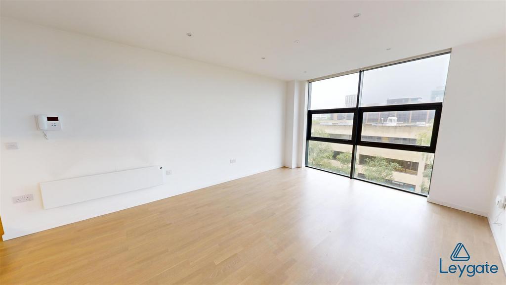 Median-House-302-340-Silbury-Boulevard-Living-Room