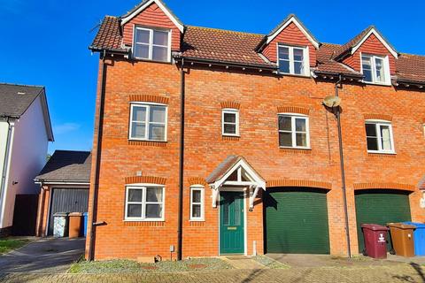 3 bedroom townhouse for sale, Martinet Green, Ipswich