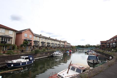 2 bedroom flat to rent, Pooles Wharf Court, Bristol BS8