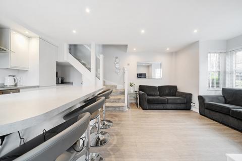 5 Elliott Avenue, Ruislip, HA4 9LY
