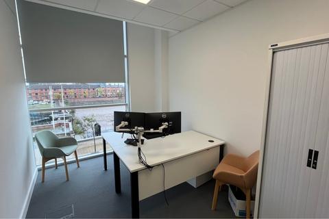 Office to rent, 2nd Floor East Wing, Two Humber Quays, Wellington Street, Hull, East Yorkshire, HU1 2BN