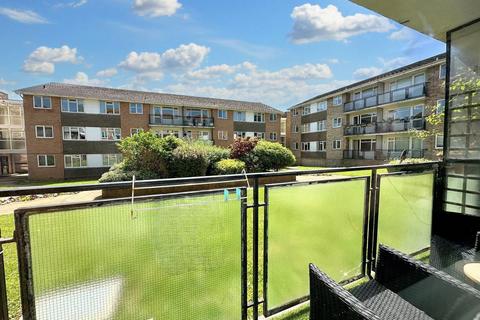 2 bedroom flat for sale, Westbrook, Lustrells Vale, Saltdean, BN2 8FZ