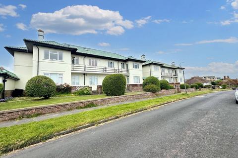 2 bedroom flat for sale, Chichester Close, Wicklands Avenue, Saltdean, BN2 8LL