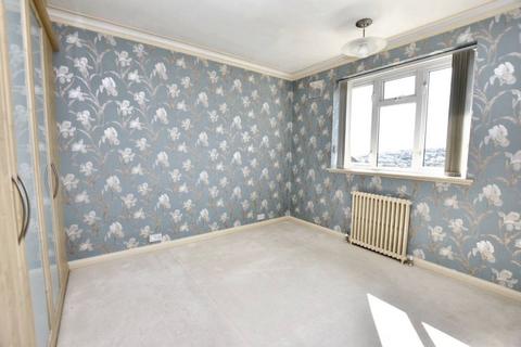 2 bedroom flat for sale, Chichester Close, Wicklands Avenue, Saltdean, BN2 8LL