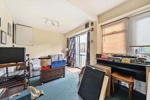 3 bedroom townhouse for sale, Ashburnham Road, Richmond, TW10