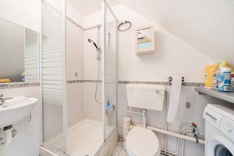 43 Ashburnham Road, Richmond, TW10 7NJ