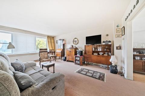 43 Ashburnham Road, Richmond, TW10 7NJ