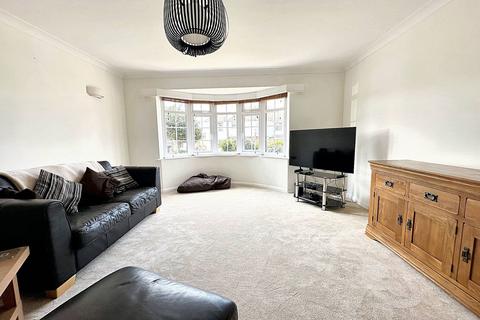 13 Bevendean Avenue, Saltdean, Brighton, BN2 8LR