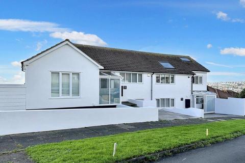 5 bedroom detached house for sale, Oaklands Avenue, Saltdean, BN2 8LQ