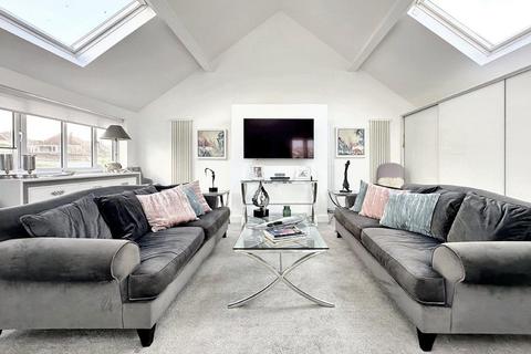 undefined, Oaklands Avenue, Saltdean, BN2 8LQ