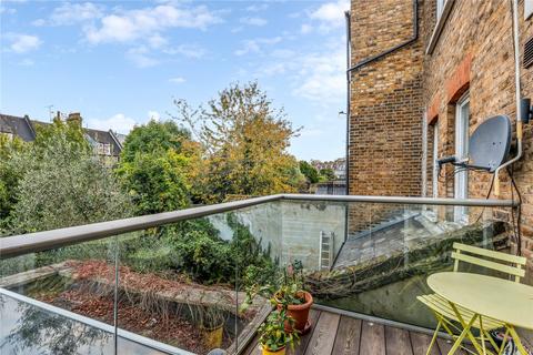 2 bedroom apartment for sale, Dyne Road, London NW6