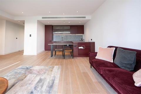 2 bedroom apartment to rent, Legacy Building, Viaduct Gardens, London, SW11