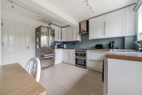8 Knott Oaks, Combe, Witney, OX29 8PJ
