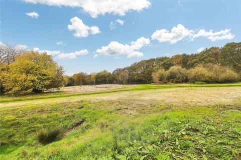 4 bedroom end of terrace house for sale, Guernsey Way, Woking GU21