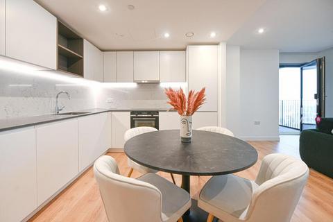 2 bedroom apartment to rent, 225 Marsh Wall, London, E14