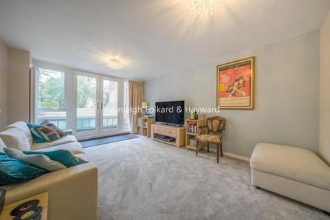 2 bedroom flat for sale, London Lane, Bromley