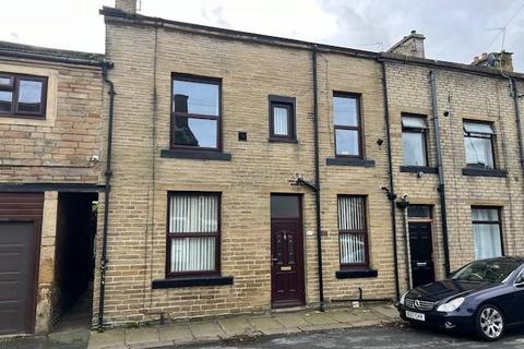 3 bedroom terraced house for sale, Station Road, Denholme, Bradford