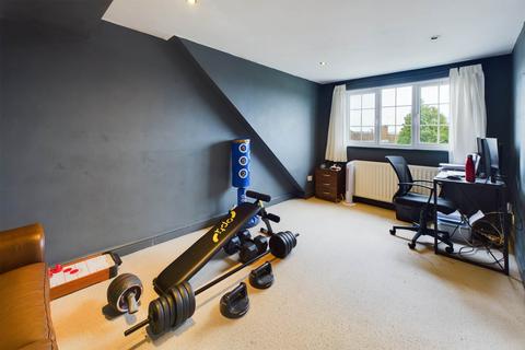 11 Grassy Close, Hemel Hempstead, HP1 3QR