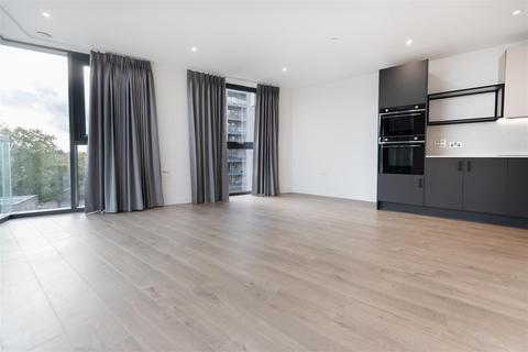 2 bedroom apartment to rent, Coster Avenue, Hackney, N4