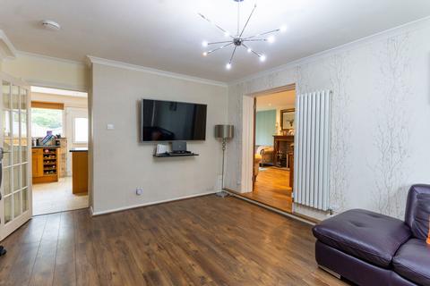 19 Ryelands Close, Caterham, CR3 5HY