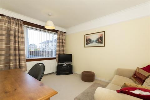 4 bedroom semi-detached house to rent, Tofthill Gardens, Glasgow