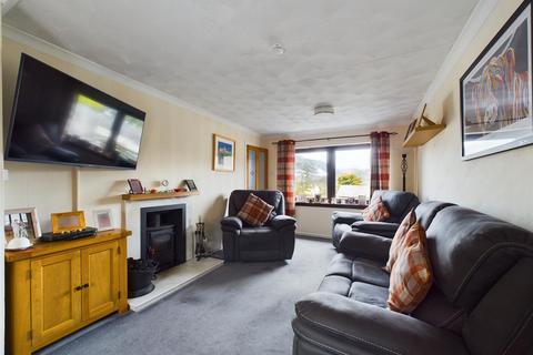 7 Clerk Drive, Corpach, Fort William, PH33 7LE