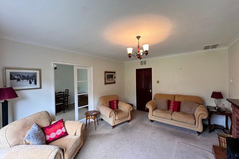 17 Clitheroe Drive, Bury, BL8 2JU