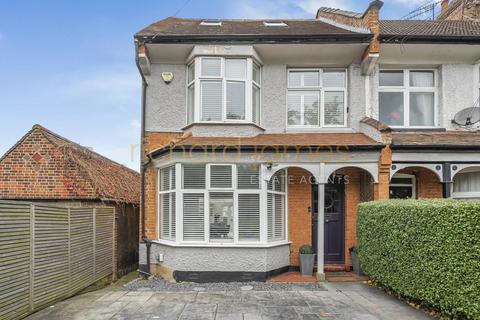 4 bedroom semi-detached house for sale, Hammers Lane