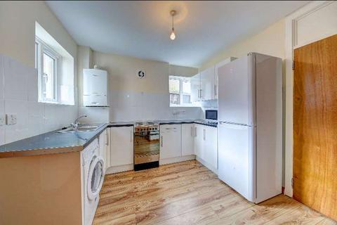 6 bedroom terraced house to rent, Addison Gardens, KT5