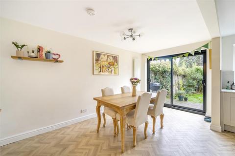 3 bedroom townhouse for sale, Eaton Drive, Kingston Upon Thames KT2